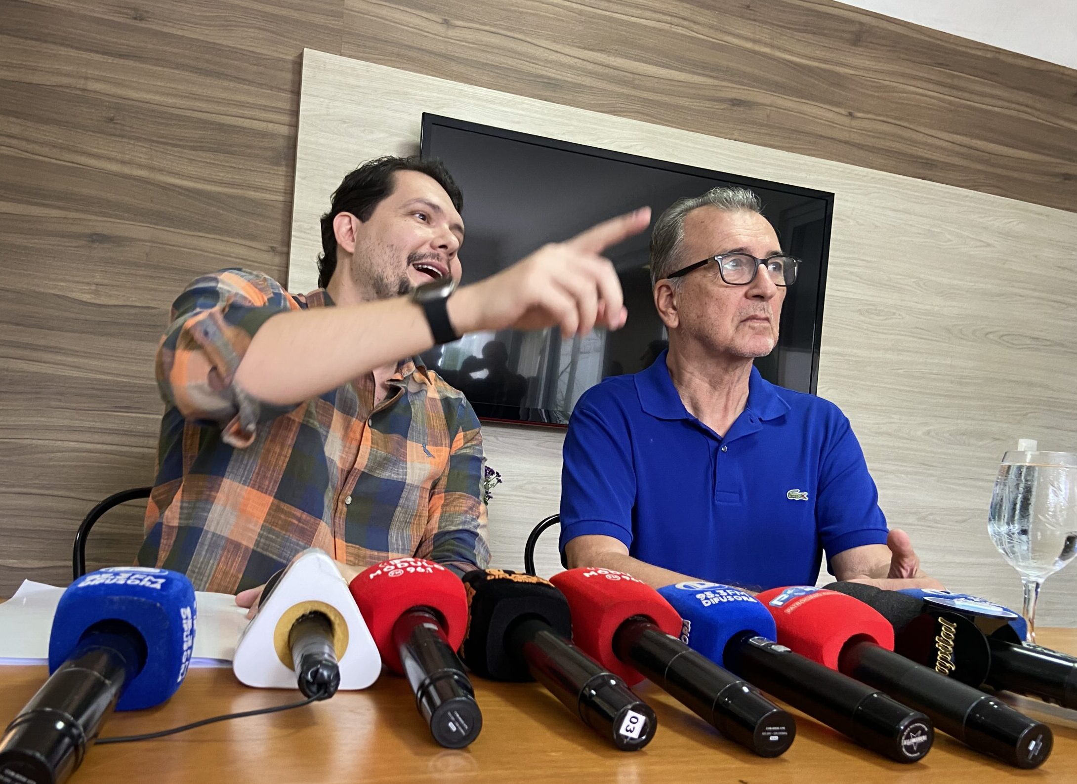 Gustavo Brasileiro e Maurício Cunha em Coletiva de Imprensa