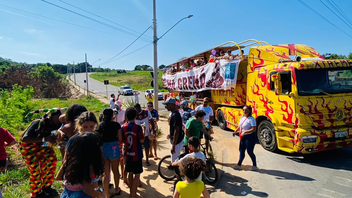 Projeto em Busca de Amigos Natal Solidário da Mancha Grená