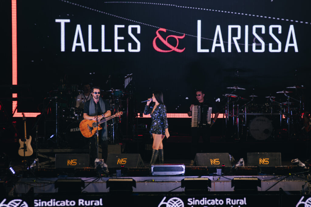 Talles & Larissa