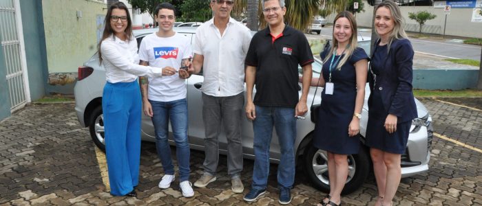 1 Automovel Marcus Vinicius Gonçalves Rodrigues Souza Comprou no Supermercado Bernardão