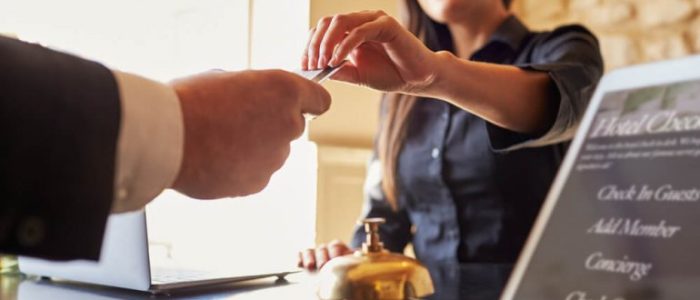 check-in-e-check-out-hotel-770x450